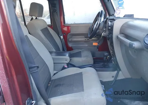 2010 Jeep Wrangler Unlimited Sport из США, поврежденный, VIN 1J4BA3H11AL119643